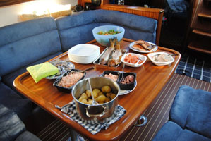 Saariston kalapöytä