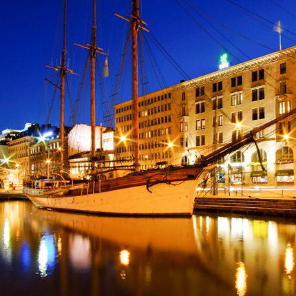 Lagoon katamaraani lounge